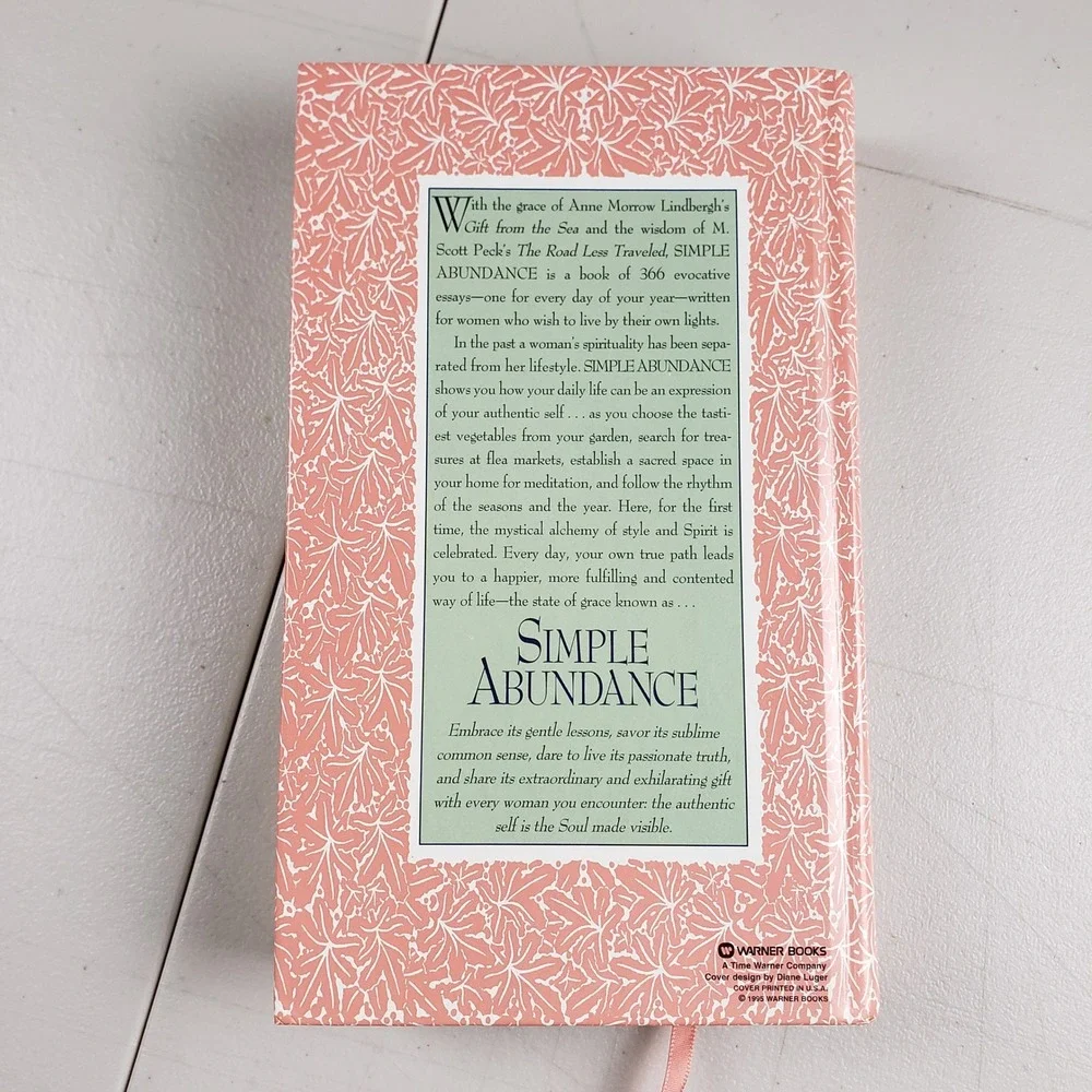 Simple Abundance A Daybook of Comfort and Joy Sarah Ban Breathnach 1995 Hard